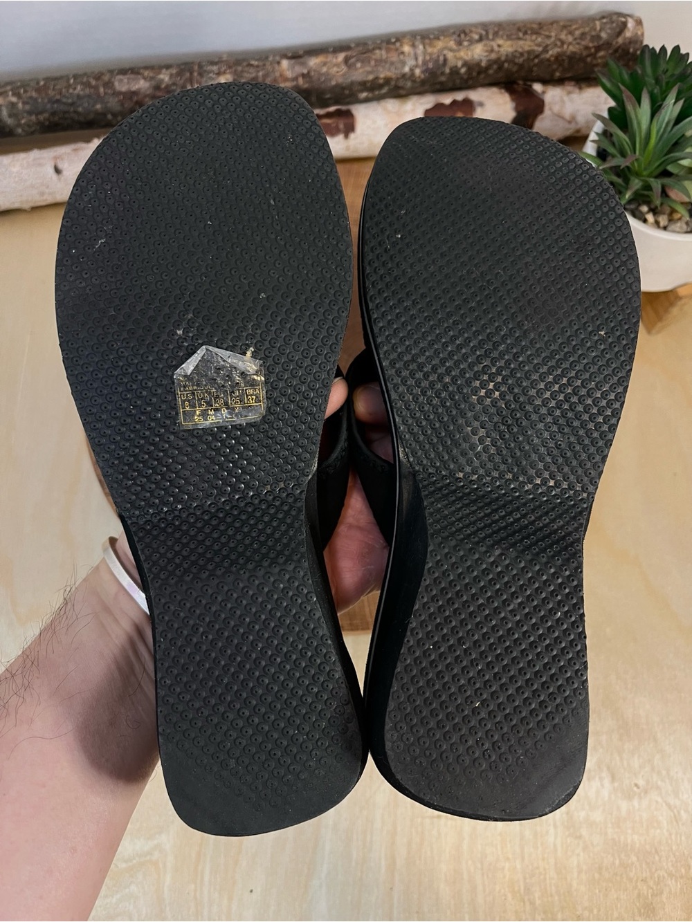 Y2K Vintage Skechers Cali Wedge Sandals Black Rhinestone Thong Flip Flops Size 8 - Picture 13 of 14